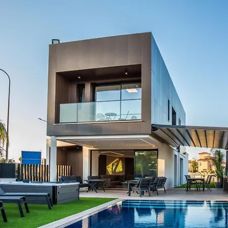 Villa Luxury Elegant Protaras