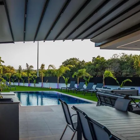 Luxury Elegant * Protaras